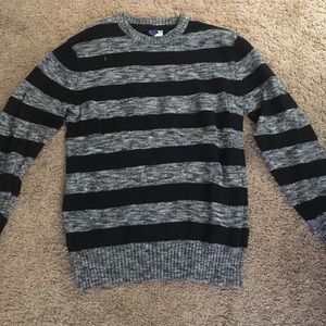 H&M small black and grey  crewneck sweatshirt